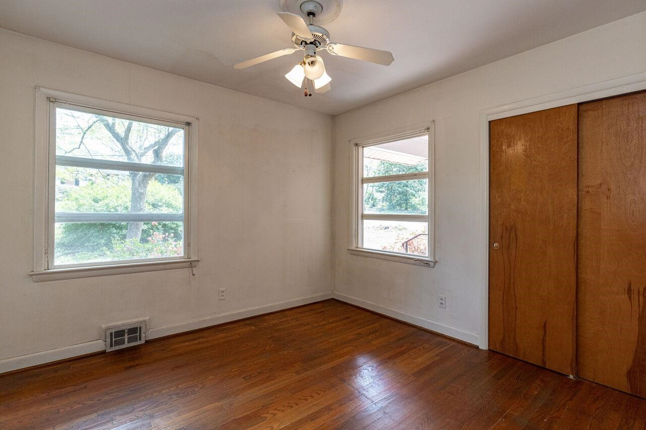 3605 Dade Street Raleigh, NC 27612 - Photo 21 of 31 Photo 21