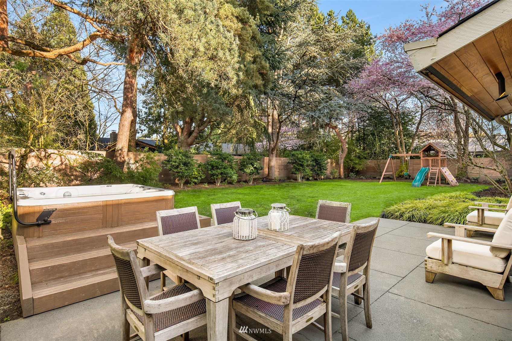 3022 Hunts Point Road Hunts Point, WA 98004 - Photo 29 of 37