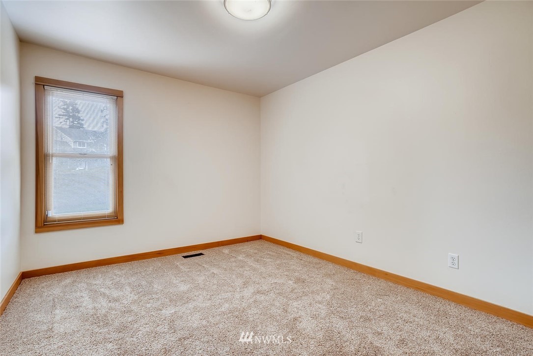22030 Brier Road Brier, WA 98036 - Photo 15 of 25 Gallery Image 15