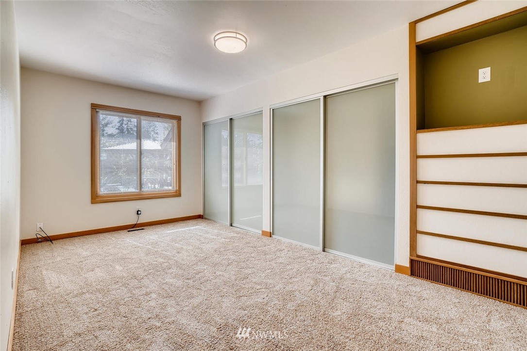 22030 Brier Road Brier, WA 98036 - Photo 17 of 25 Gallery Image 17