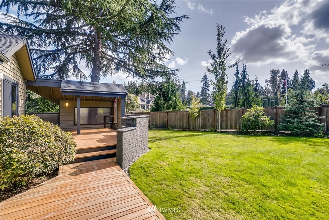 22030 Brier Road Brier, WA 98036 - Photo 22 of 25 Gallery Image 22