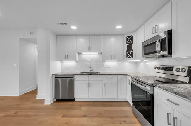 $4,950 | 6666 Brookmont Terrace, Unit 707, Nashville, TN 37221