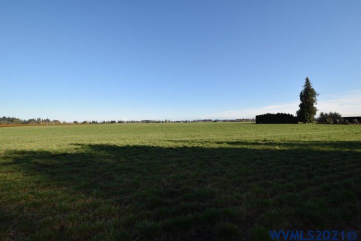 22506 Bents Road Northeast Aurora, OR 97002 - Photo 10 of 33