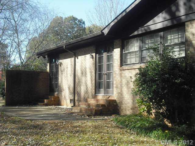 1160 North Dobys Bridge Road Fort Mill, SC 29715 - Photo 12 of 15 Gallery Image 12