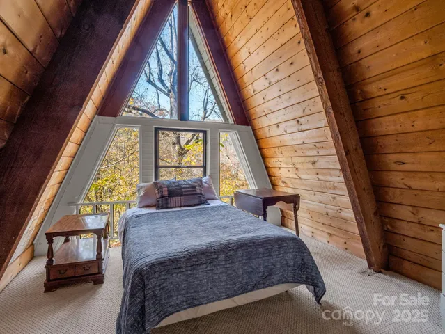 $549,000 | 131 Rivers Edge, Lake Lure, NC 28746