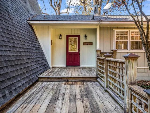 $599,000 | 131 Rivers Edge, Lake Lure, NC 28746