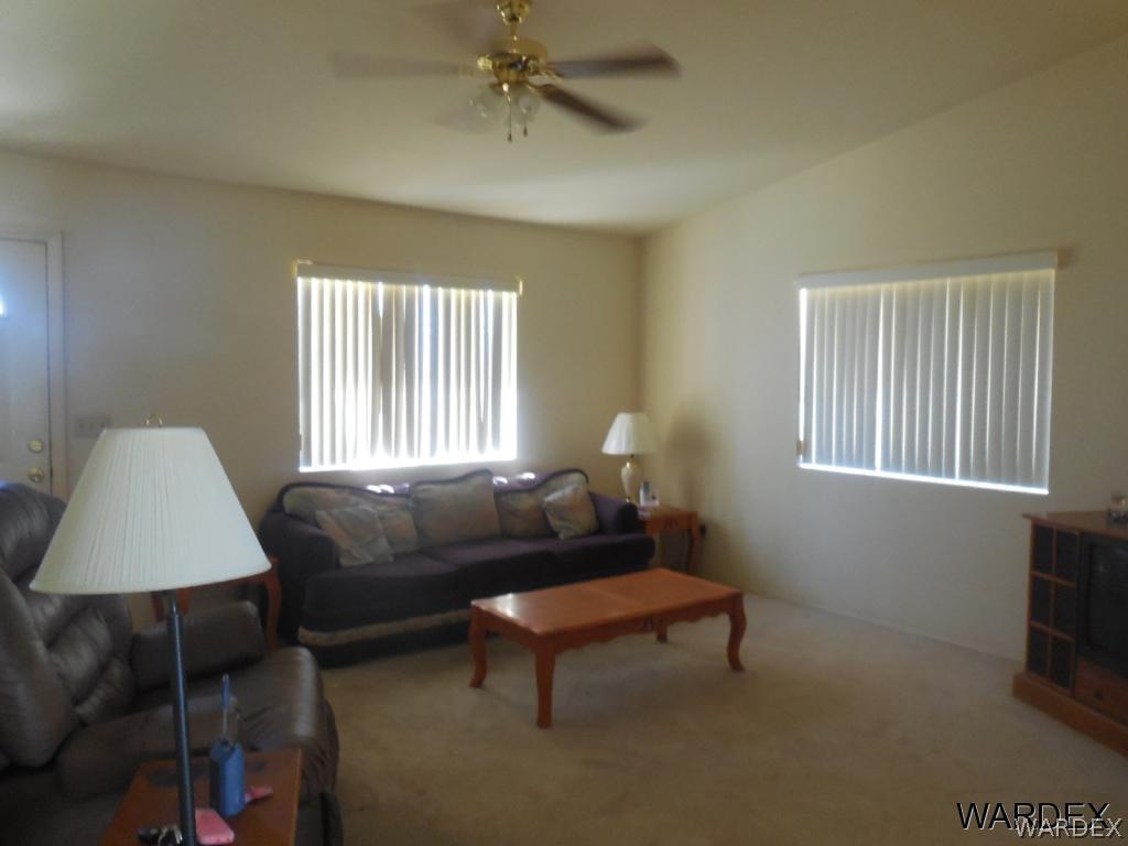 4450 Colorado Road Fort Mohave, AZ 86426 - Photo 5 of 11 living room