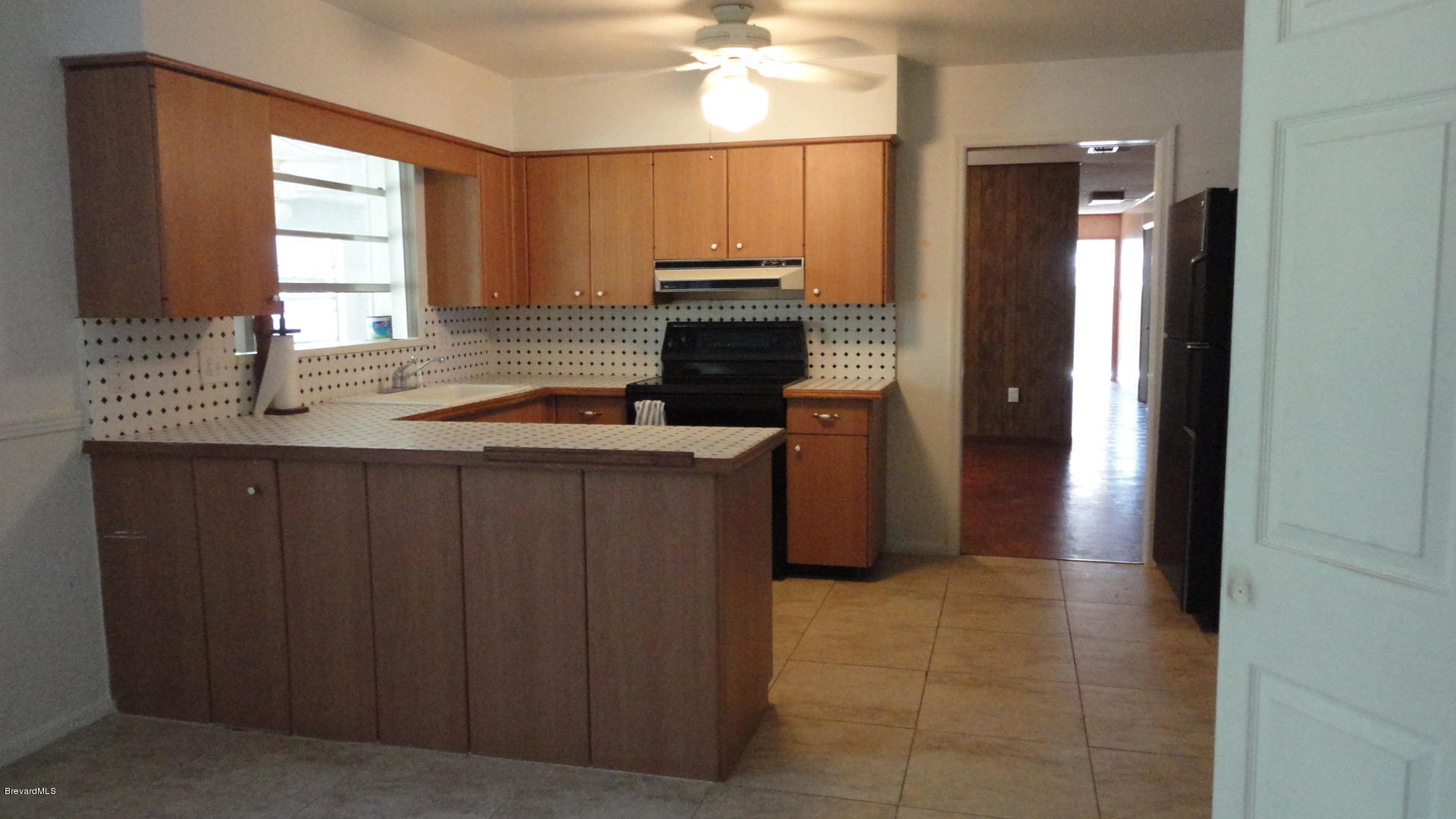 3740 Laurette Road Merritt Island, FL 32952 - Photo 4 of 15 DSC00602