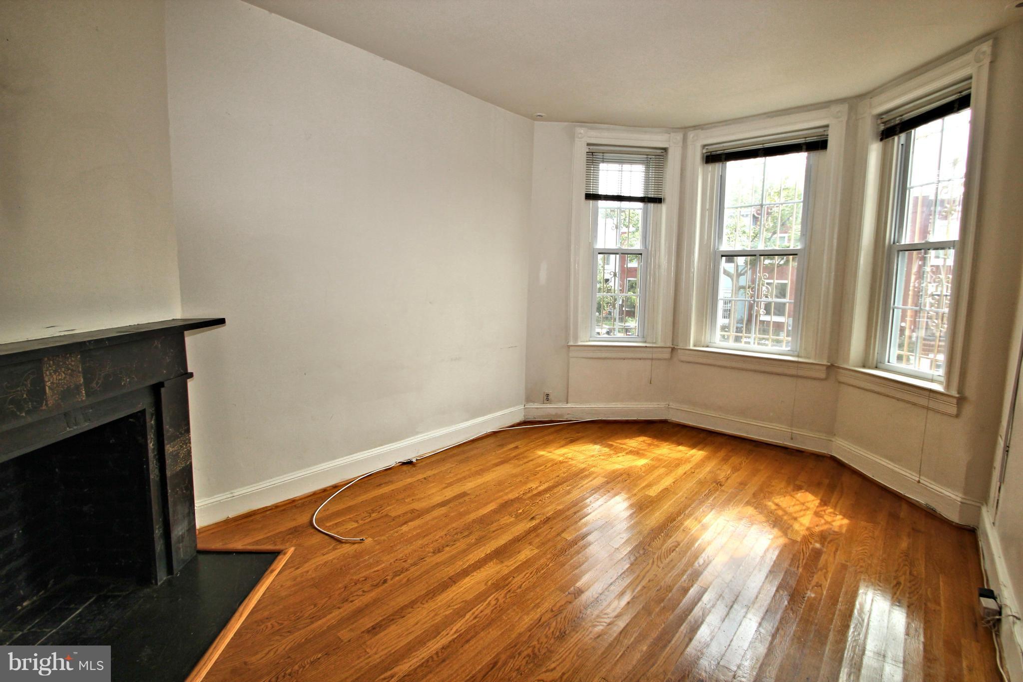 714 4th Street Northeast Washington, DC 20002 - Photo 6 of 24 Living Room