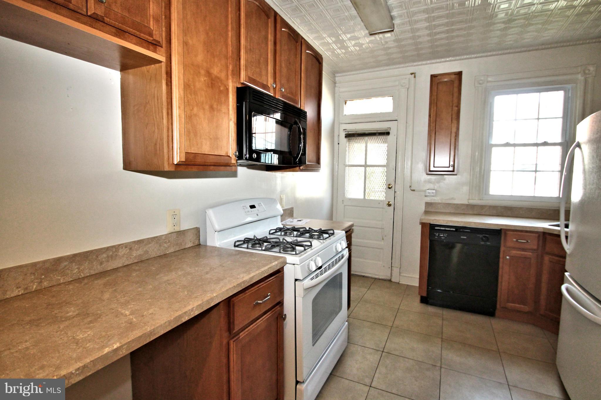 714 4th Street Northeast Washington, DC 20002 - Photo 10 of 24 Kitchen