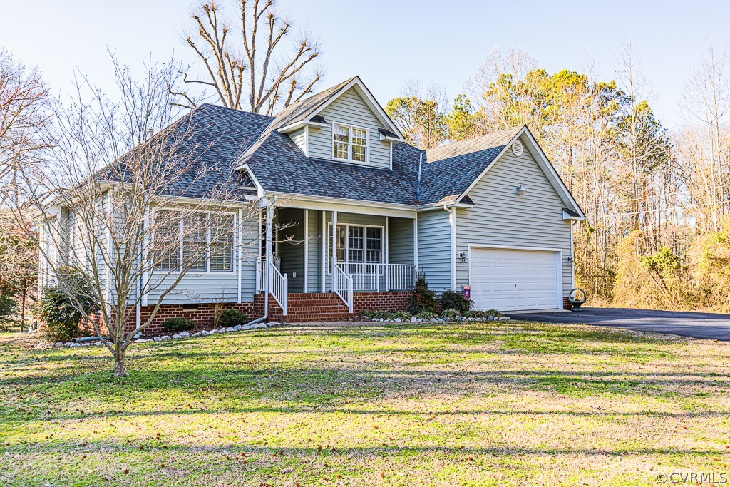 3620 Winterhaven Road Midlothian, VA 23112 - Photo 2 of 42 a view of a house with a swimming pool
