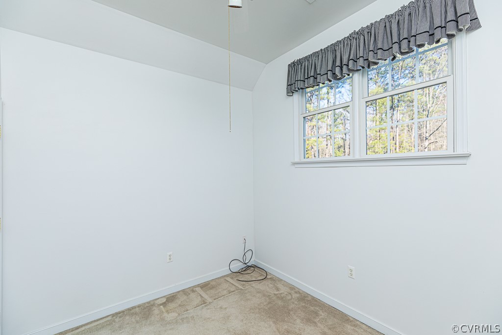 3620 Winterhaven Road Midlothian, VA 23112 - Photo 29 of 42 a small space with a window