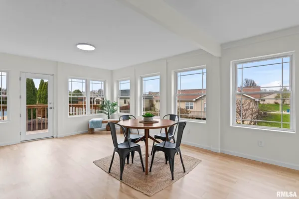 $410,000 | 6932 Fringetree Way, Springfield, IL 62712