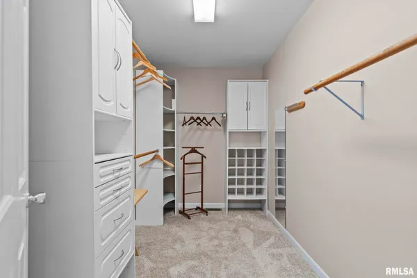 $410,000 | 6932 Fringetree Way, Springfield, IL 62712