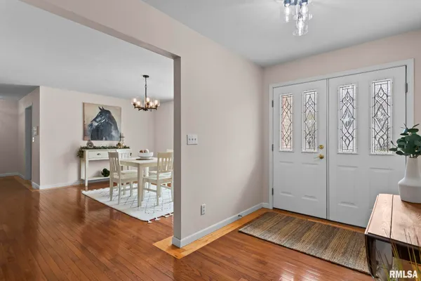 $410,000 | 6932 Fringetree Way, Springfield, IL 62712