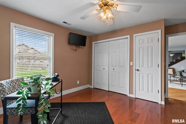 $410,000 | 6932 Fringetree Way, Springfield, IL 62712