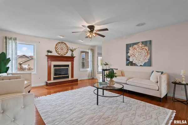 $410,000 | 6932 Fringetree Way, Springfield, IL 62712