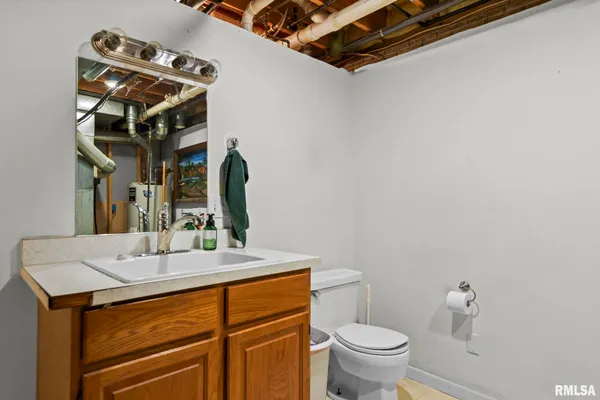 $410,000 | 6932 Fringetree Way, Springfield, IL 62712