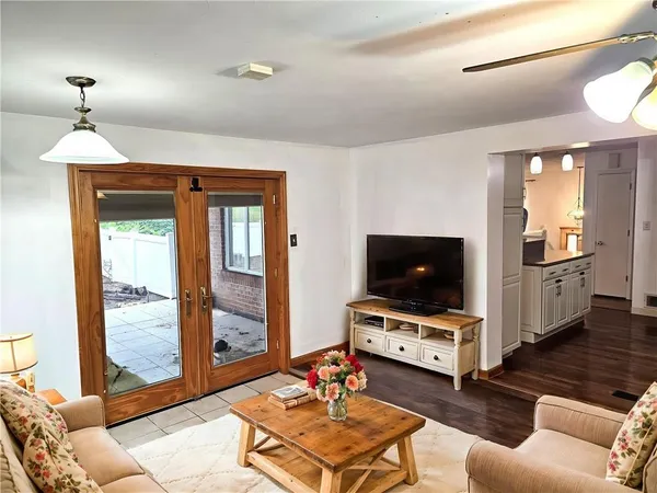 $299,000 | 246 Strangford Road, Blairsville, PA 15717