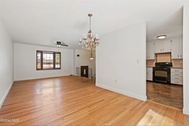 $474,900 | 34 Spa Drive, Saratoga Springs, NY 12866