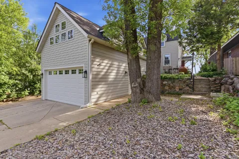 $780,000 | 271 Lake Avenue North, Spicer, MN 56288