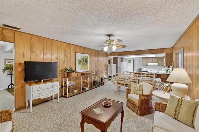 $355,000 | 6211 Elm Square West, Lakeland, FL 33813