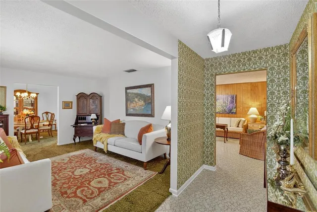 $355,000 | 6211 Elm Square West, Lakeland, FL 33813