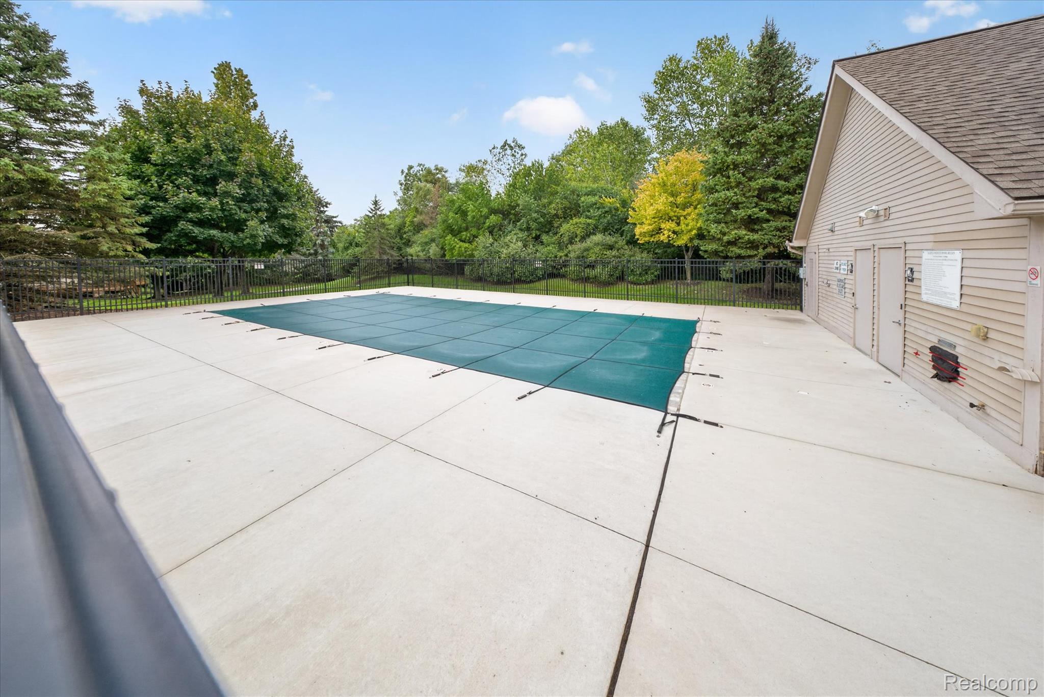 30900 Jasper Ridge Novi, MI 48377 - Photo 45 of 45 54-DSC01169.jpg