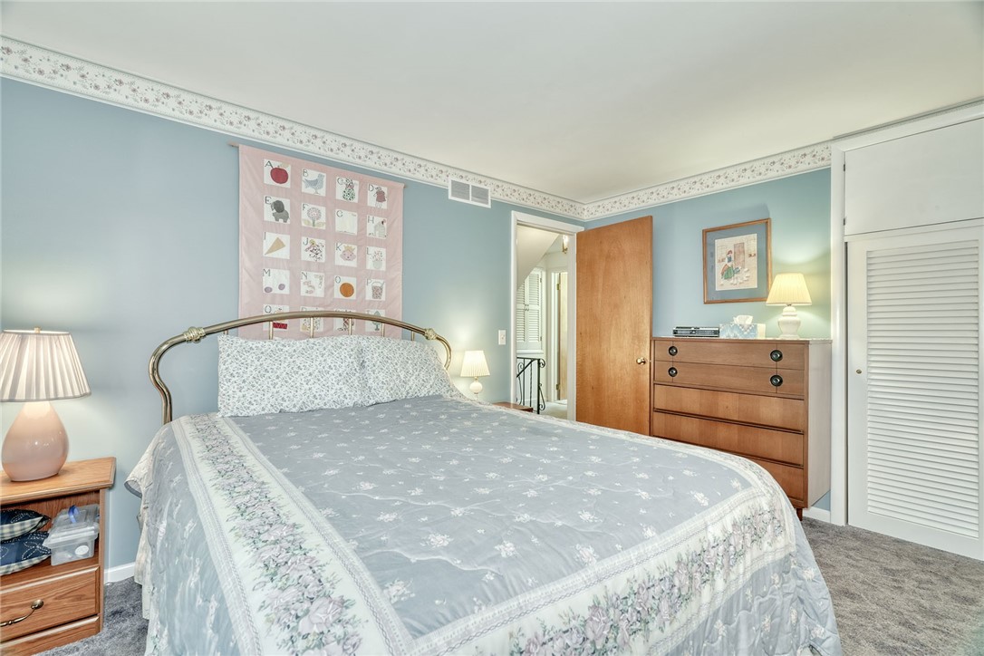226 Dickinson Road Webster, NY 14580 - Photo 32 of 50