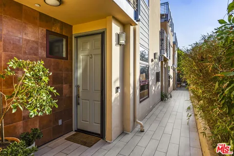 a view of a entryway of the house
