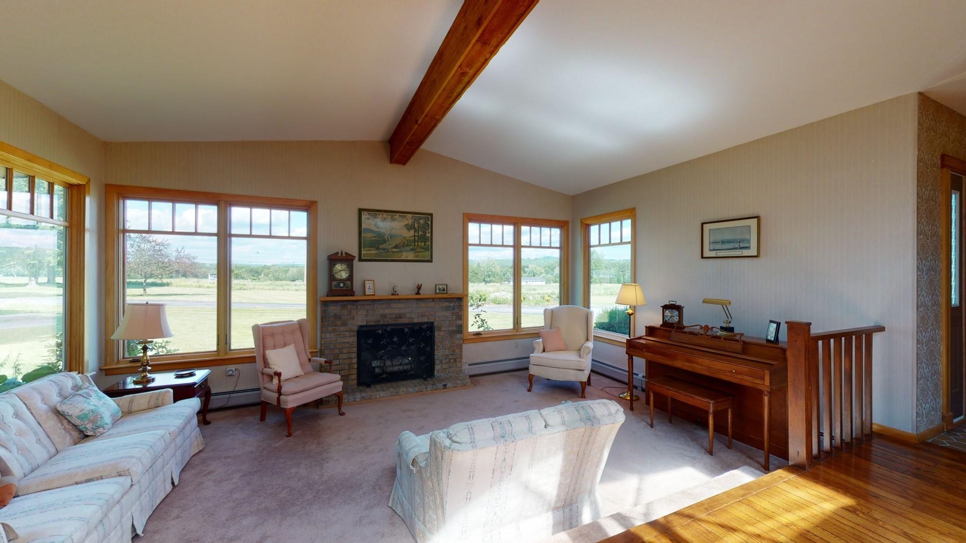 88 Mountain View Road Williston, VT 05495 - Photo 6 of 25