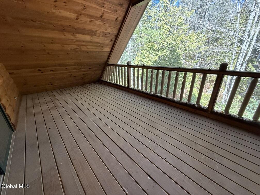 160 Sweenie Fields Road Schroon, NY 12870 - Photo 28 of 38 OSTR LOFT DECK