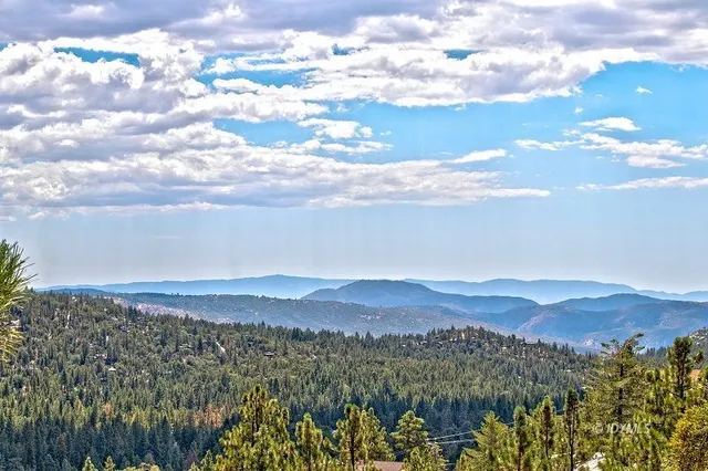 $1,350,000 | 54560 Craig Hill Drive, Idyllwild, CA 92549