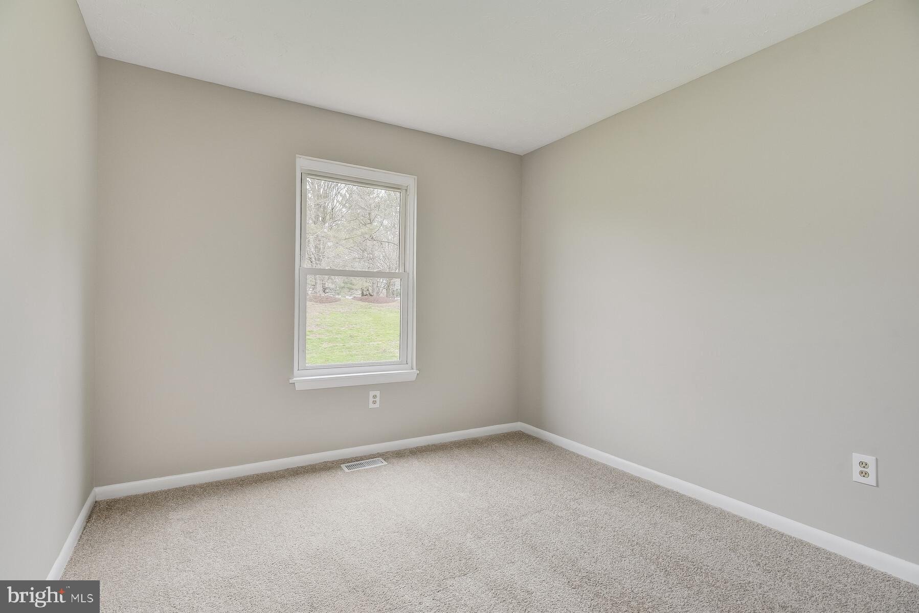 6362 Red Haven Road Columbia, MD 21045 - Photo 40 of 52 Third Bedroom