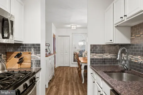 $550,000 | 7111 Woodmont Avenue, Unit 709, Bethesda, MD 20815