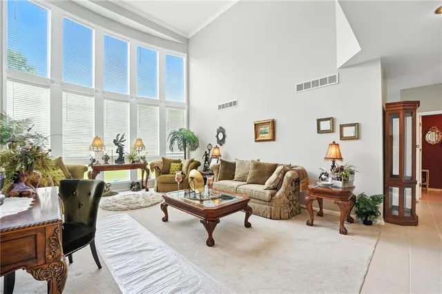 $869,000 | 414 South Borgman Road, Buckner, MO 64016