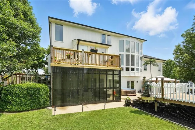 $869,000 | 414 South Borgman Road, Buckner, MO 64016