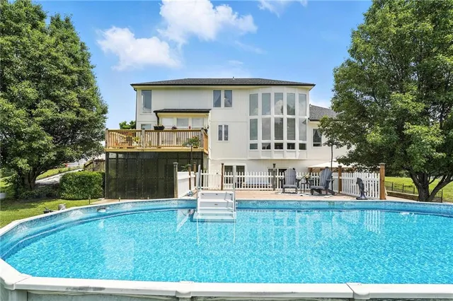 $869,000 | 414 South Borgman Road, Buckner, MO 64016