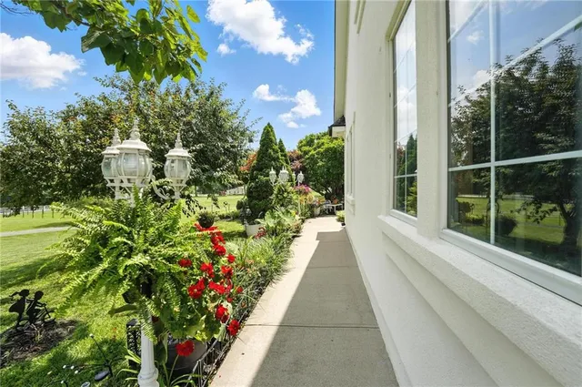 $869,000 | 414 South Borgman Road, Buckner, MO 64016