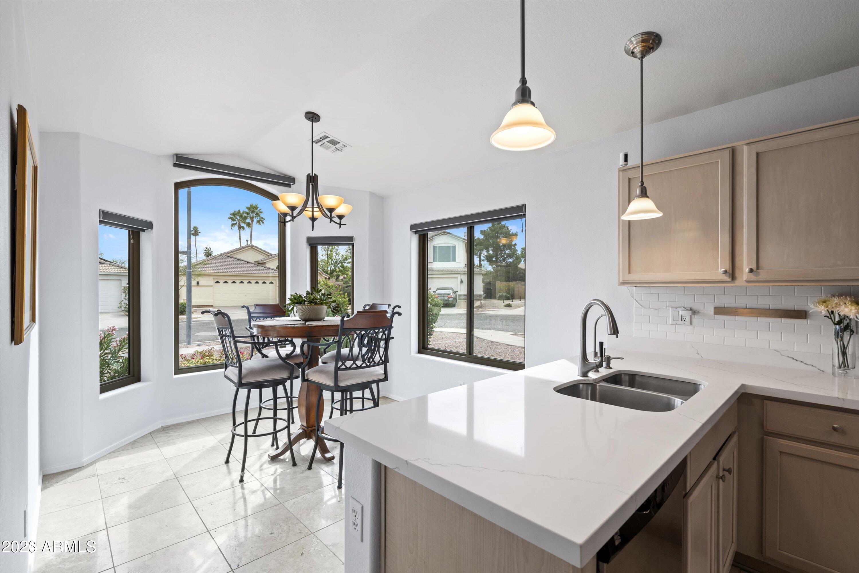3022 East Captain Dreyfus Avenue Phoenix, AZ 85032 - Photo 4 of 28 Kitchen to Dining