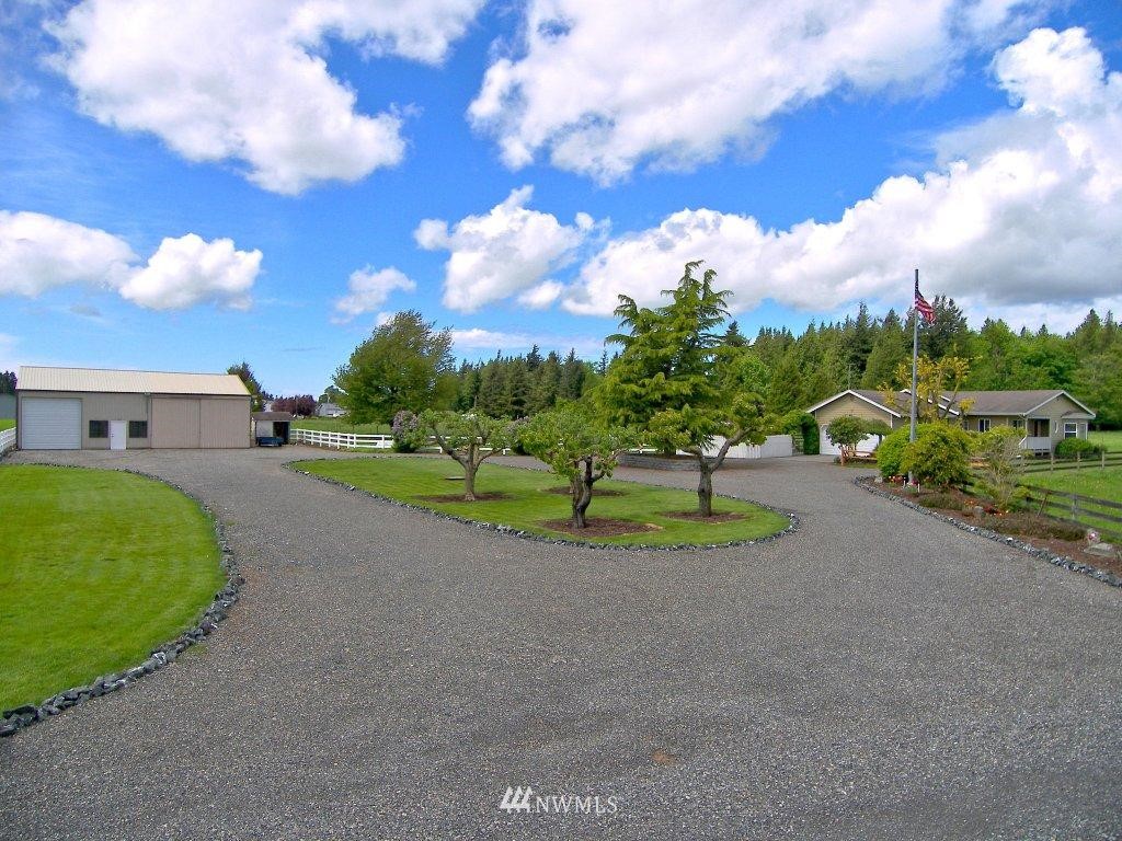 840 West Smith Road Bellingham, WA 98226 - Photo 2 of 24