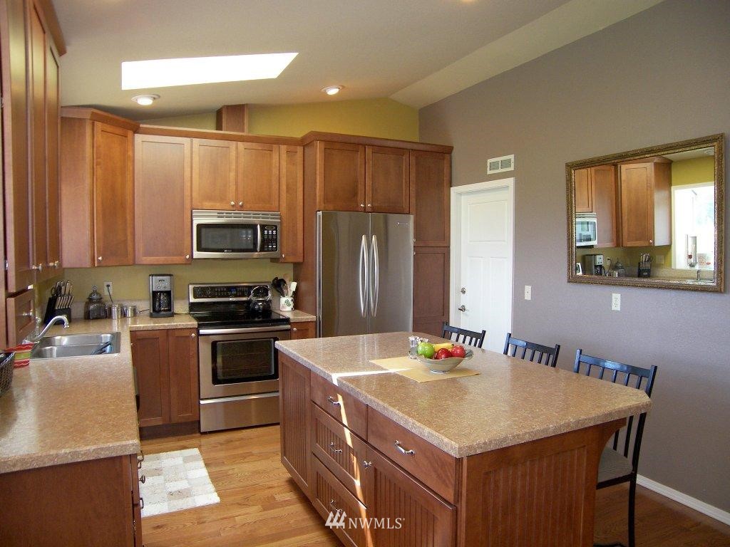 840 West Smith Road Bellingham, WA 98226 - Photo 13 of 24