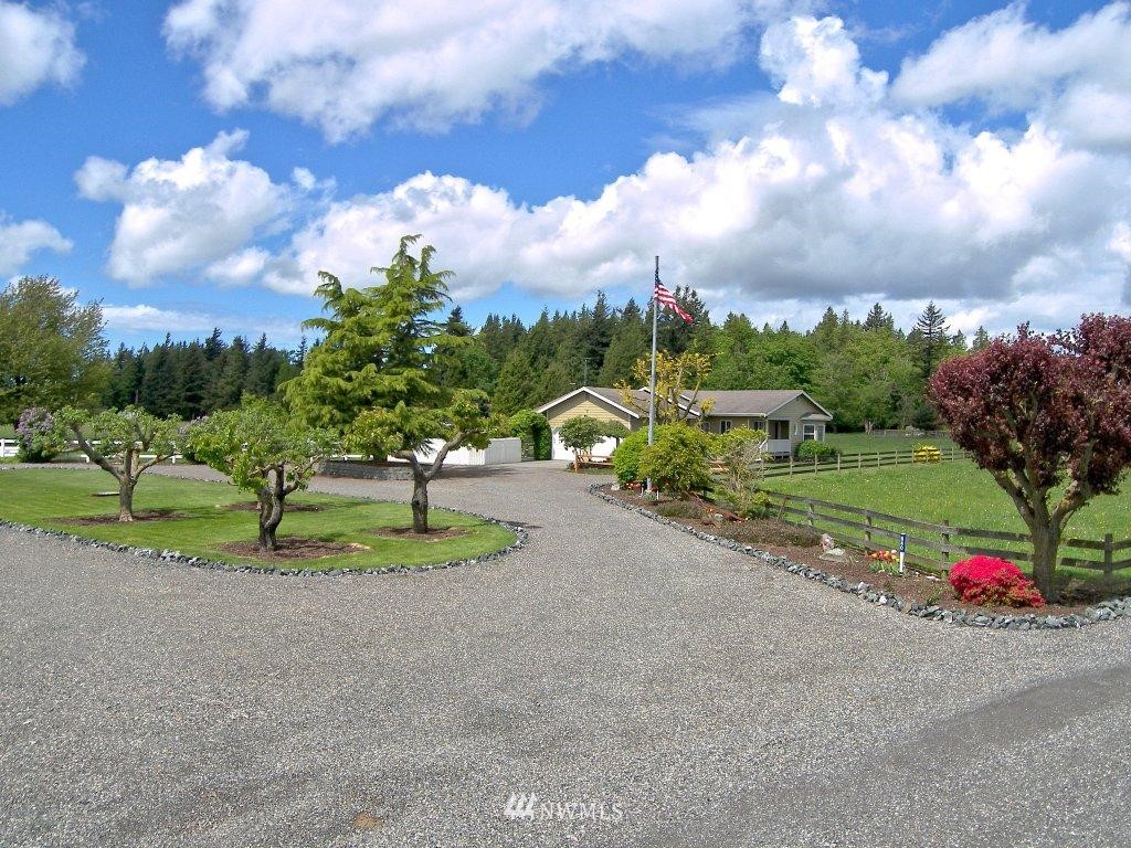 840 West Smith Road Bellingham, WA 98226 - Photo 6 of 24