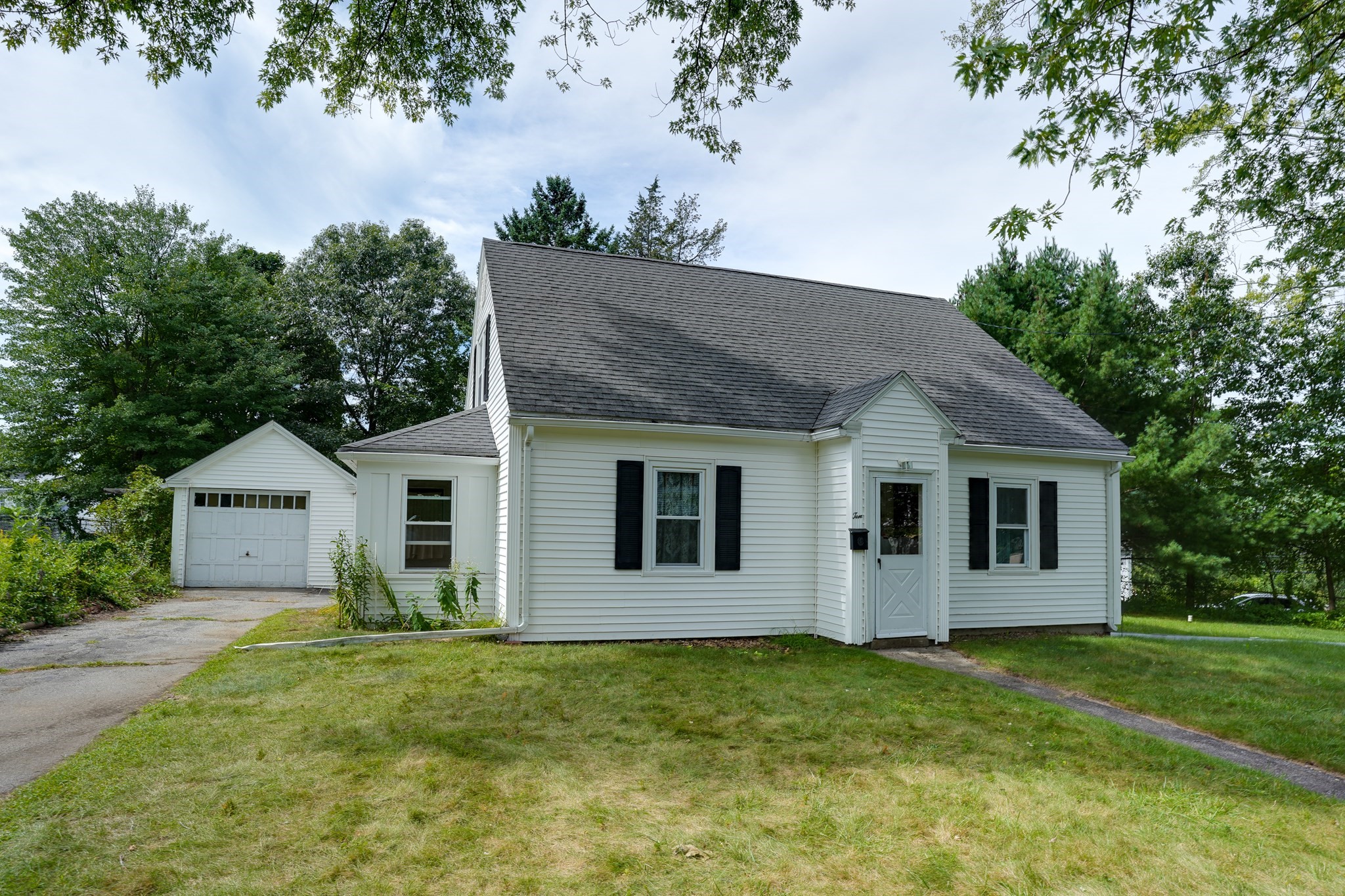 10 Westbrook Road Northborough, MA 01532 - Photo 1 of 25 Gallery Image 1