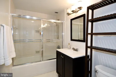 $1,200,000 | 2801 New Mexico Avenue Northwest, Unit 717, Washington, DC 20007