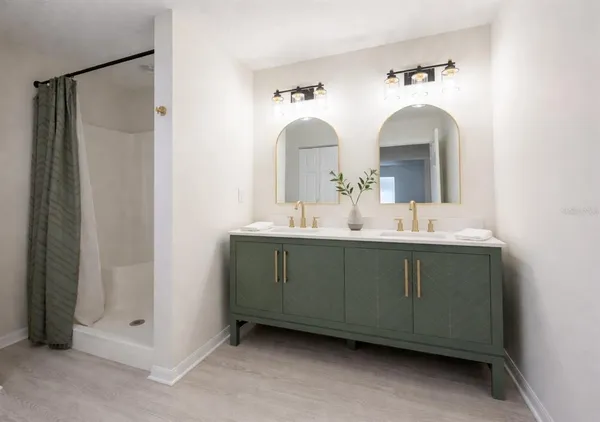 $279,900 | 16075 Northeast 16th Terrace, Citra, FL 32113