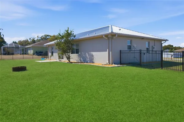 $279,900 | 16075 Northeast 16th Terrace, Citra, FL 32113