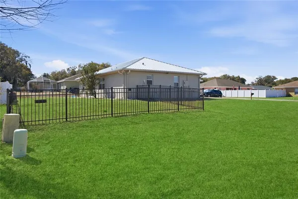 $279,900 | 16075 Northeast 16th Terrace, Citra, FL 32113