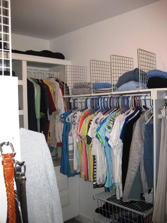 22 Deerfield Road Ellsworth, ME 04605 - Photo 18 of 35 Master bedroom walk in closet