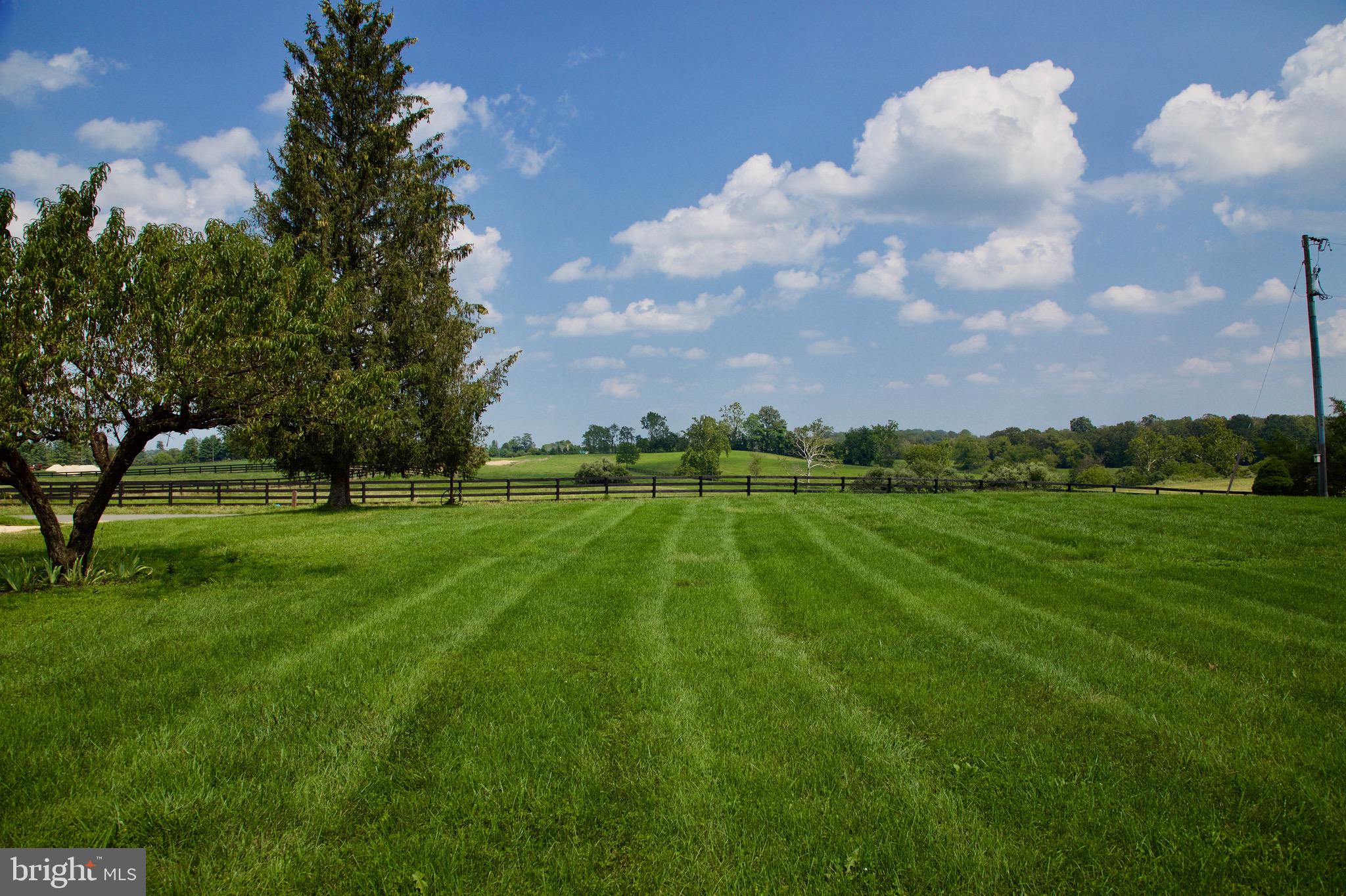 21133 Foxcroft Road Middleburg, VA 20117 - Photo 3 of 41 a view of building with outdoor space